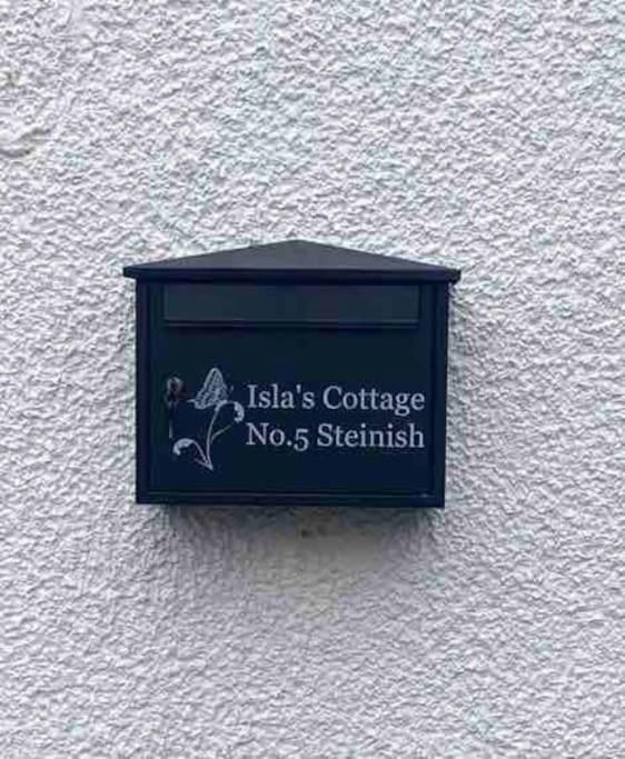 Isla's *